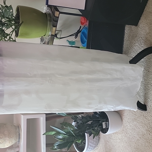 H&M Dress Women's XS Cream Cover-Up Maxi V-Neck Ruffled Accents Asymmetrical - Picture 7 of 8